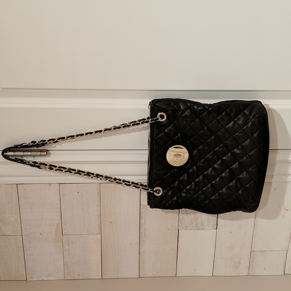 DKNY quilted pocketbook